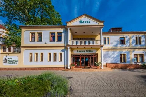Anna-Mária Villa Hotel – Balatonföldvár
