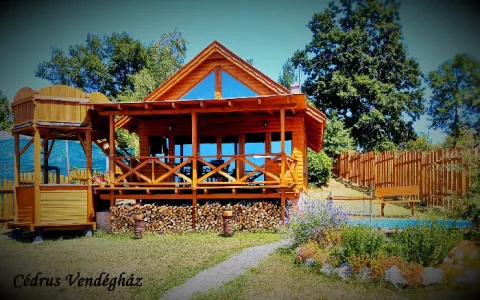Cédrus Vendégház – Zebegény