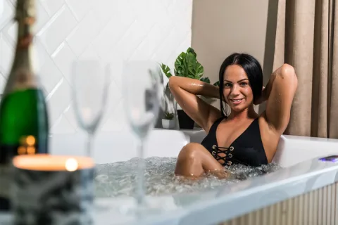 DELUXE THERMAL RESORT – Pápa
