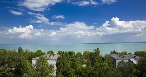 Holiday Hotel Csopak – Csopak