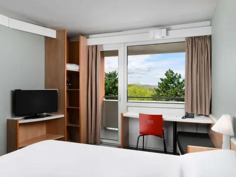 Ibis Budapest Citysouth Hotel – Budapest