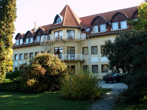 Kék Duna Klub Hotel – Göd