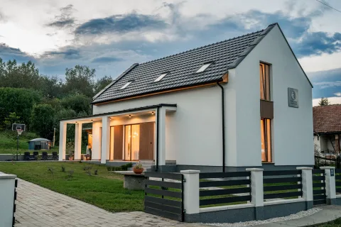 Kockás liliom Vendégház – Litka