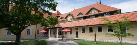 Regens Wagner Otthon, nappali intézmény és vendégház – Balatonmáriafürdő