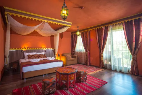 Shiraz Hotel – Egerszalók